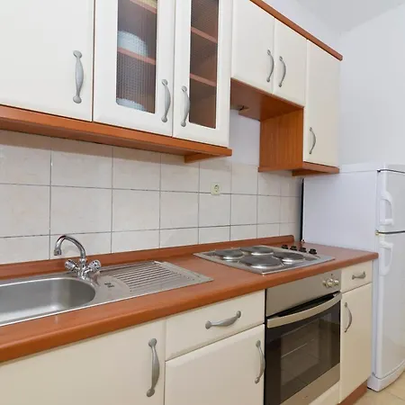Martina Apartment *